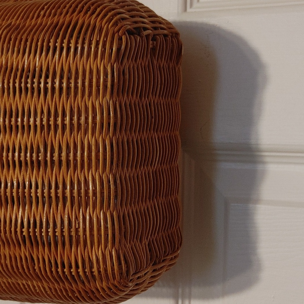 🌻Wicker Style Bag - Picture 2 of 11